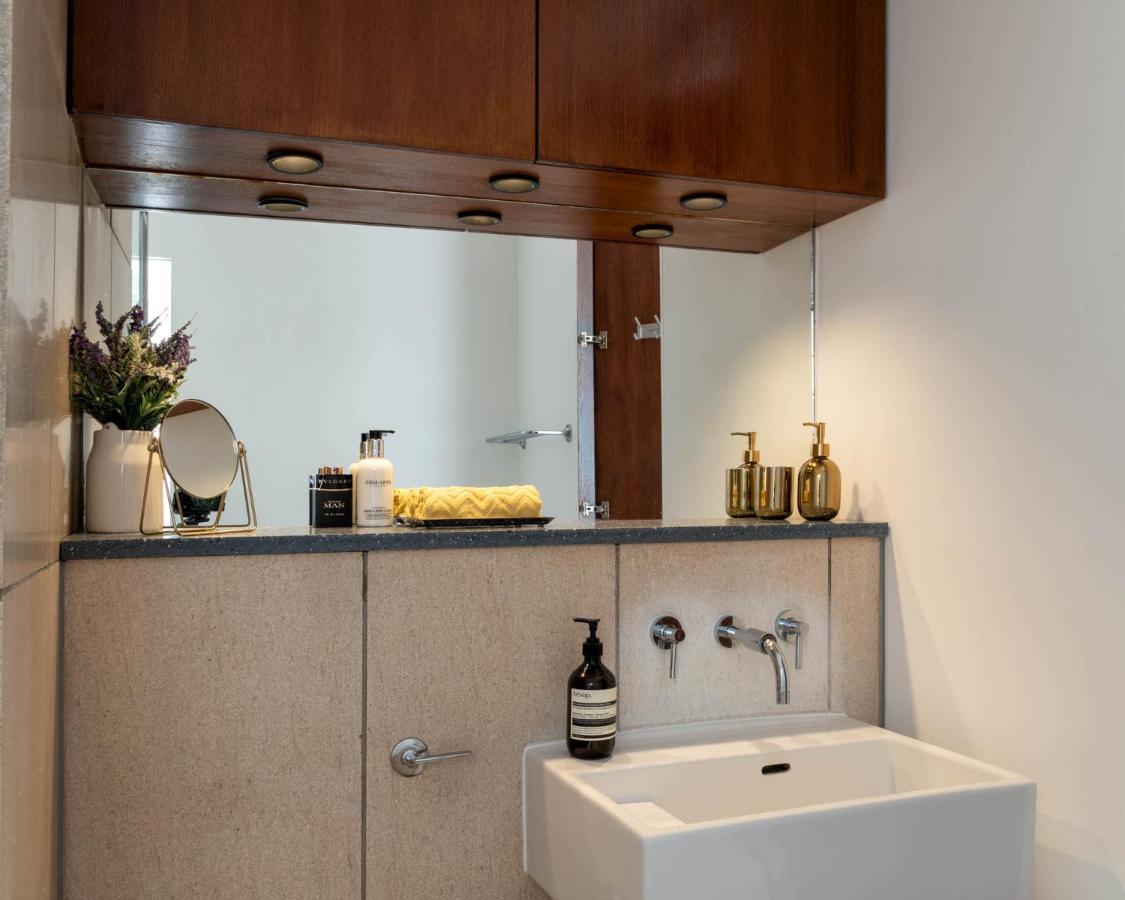 D8 - Hoxton Square Penthouse Apartment Лондон Екстериор снимка